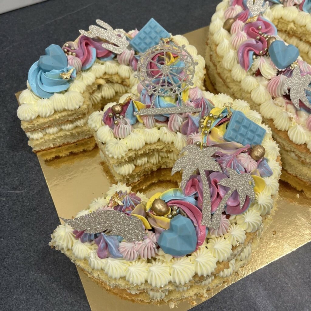 mocake83-number-letter-cake14
