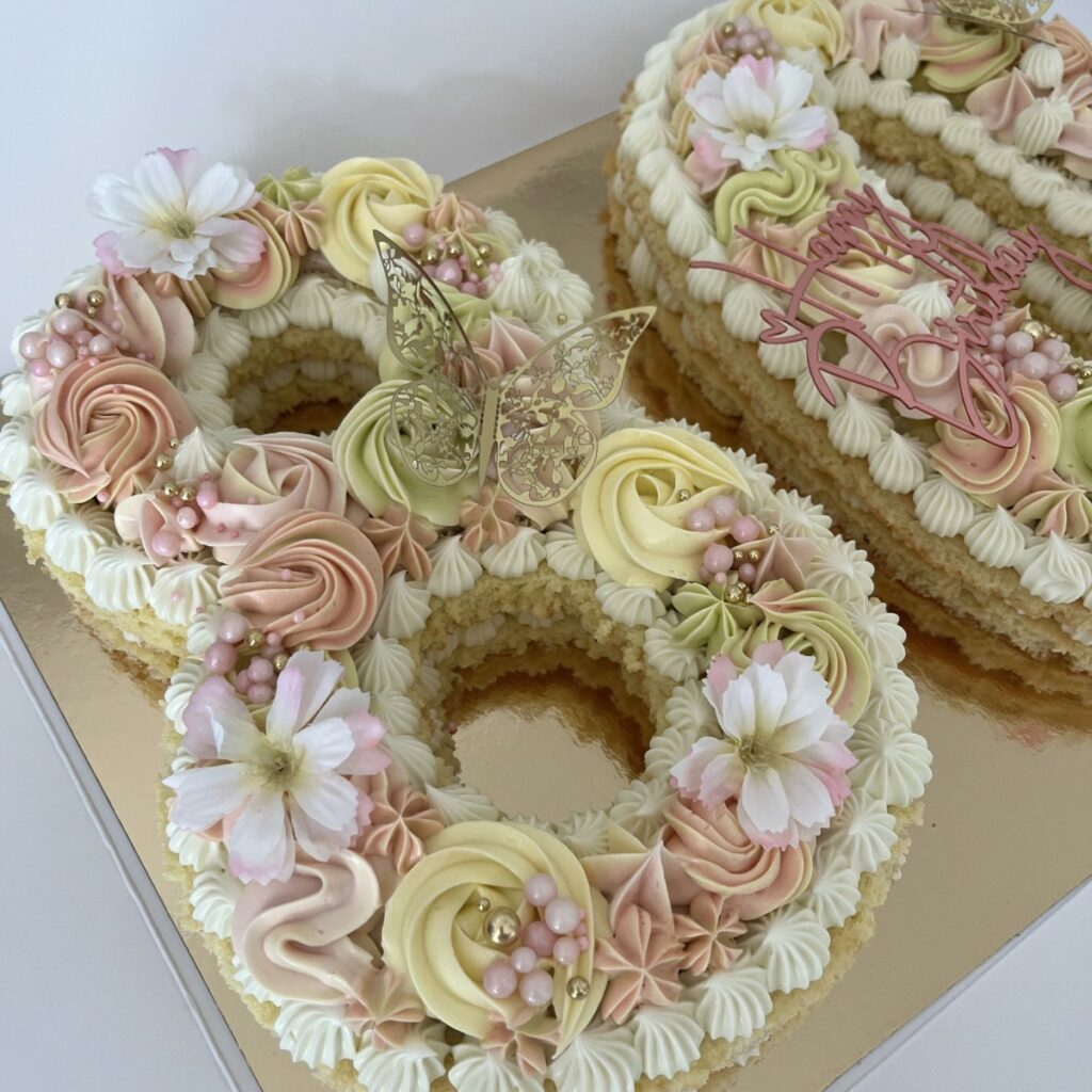 mocake83-number-letter-cake3