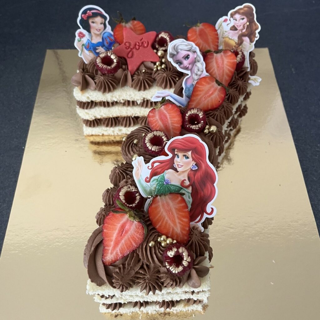 mocake83-number-letter-cake7